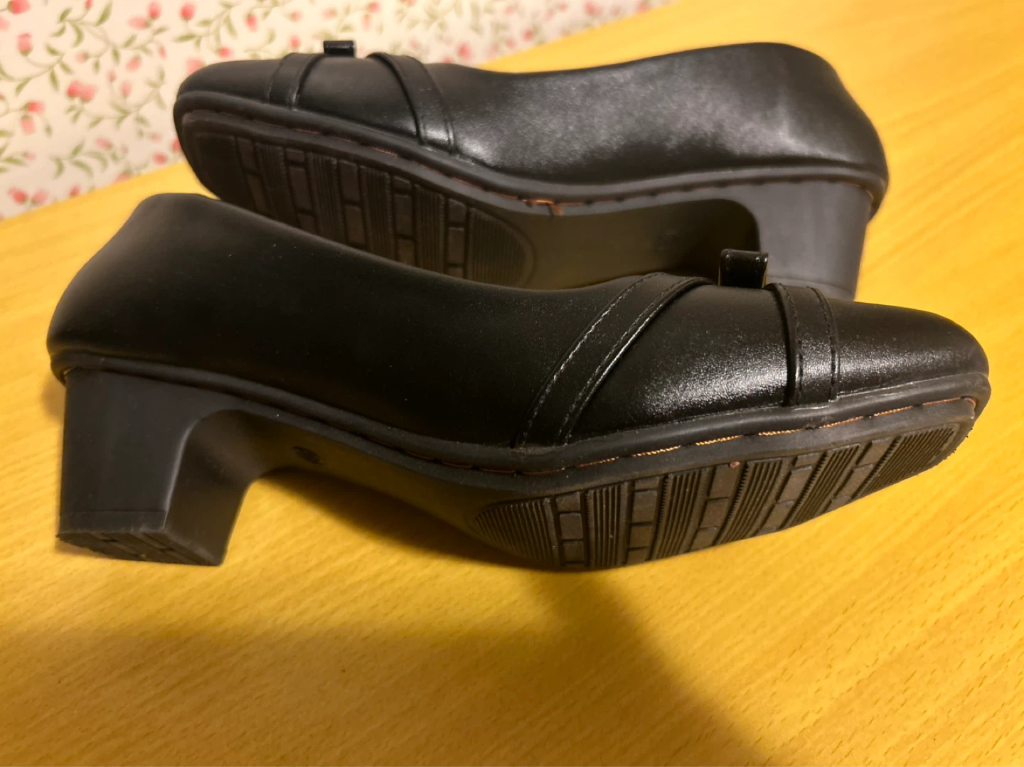 Lucky Star Women's Black Bow Ballet Flats Size 38 - photo 3
