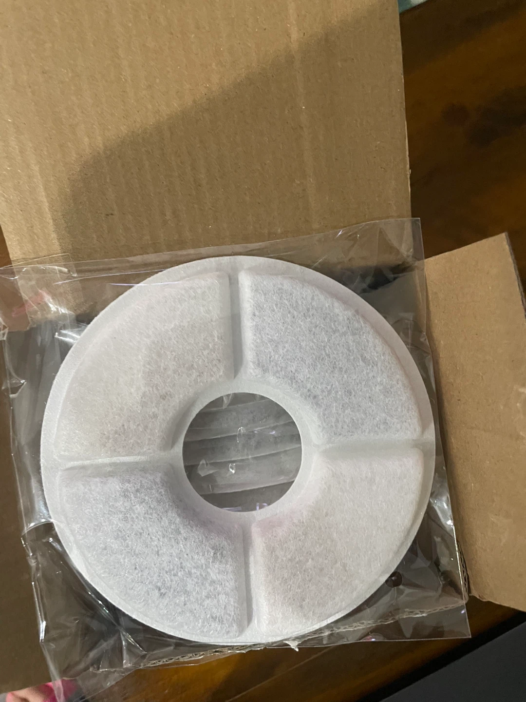 Pet Water Fountain with 10 new filters - photo 3