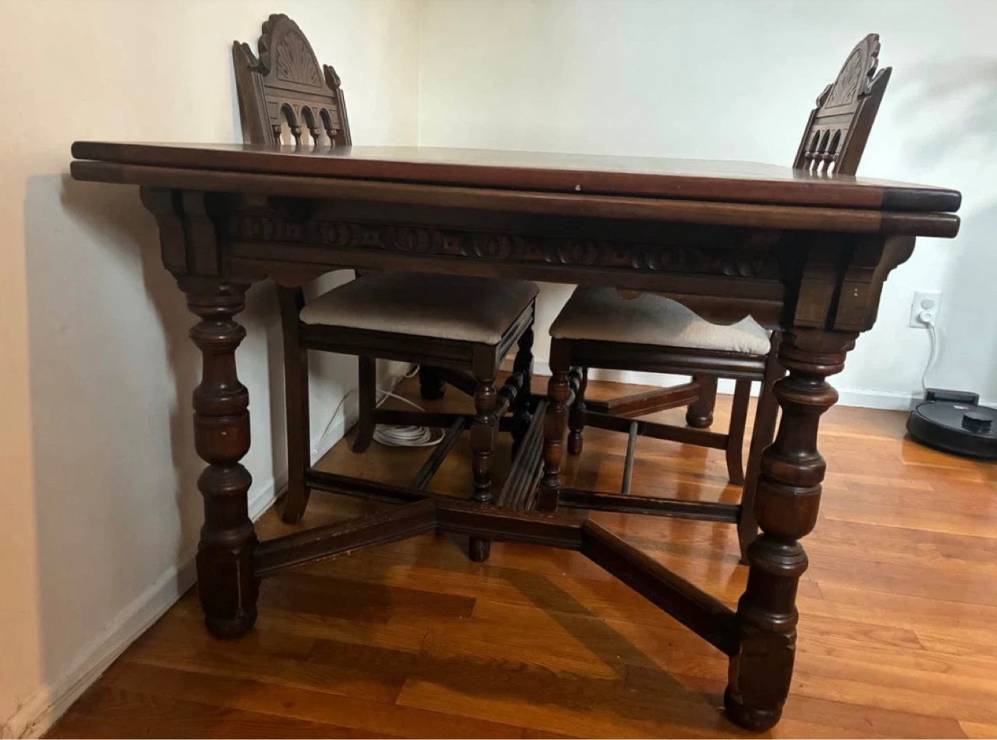 POTTERY BARN EXTENDABLE DINING TABLE 4x NEWLY UPHOLSTERED CHAIRS - photo 2