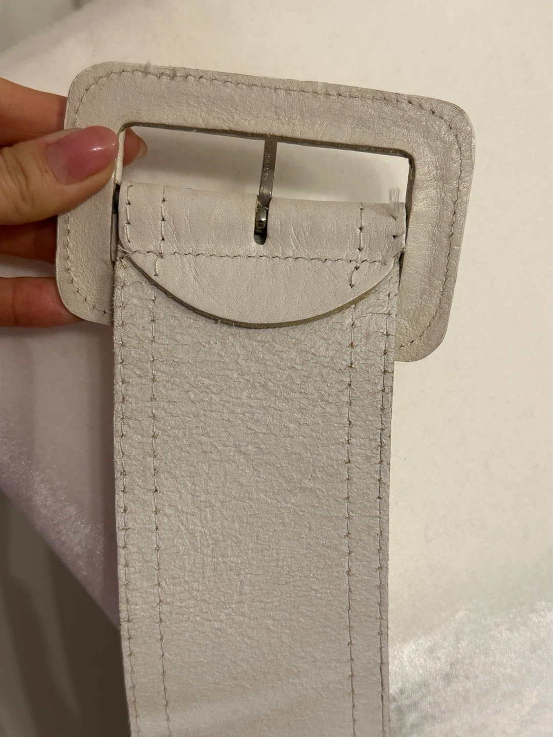 Vintage Holt Renfrew White Leather Wide Belt size S - photo 4