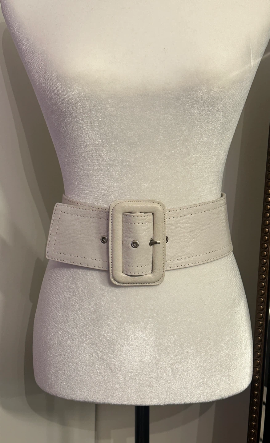 Vintage Holt Renfrew White Leather Wide Belt size S