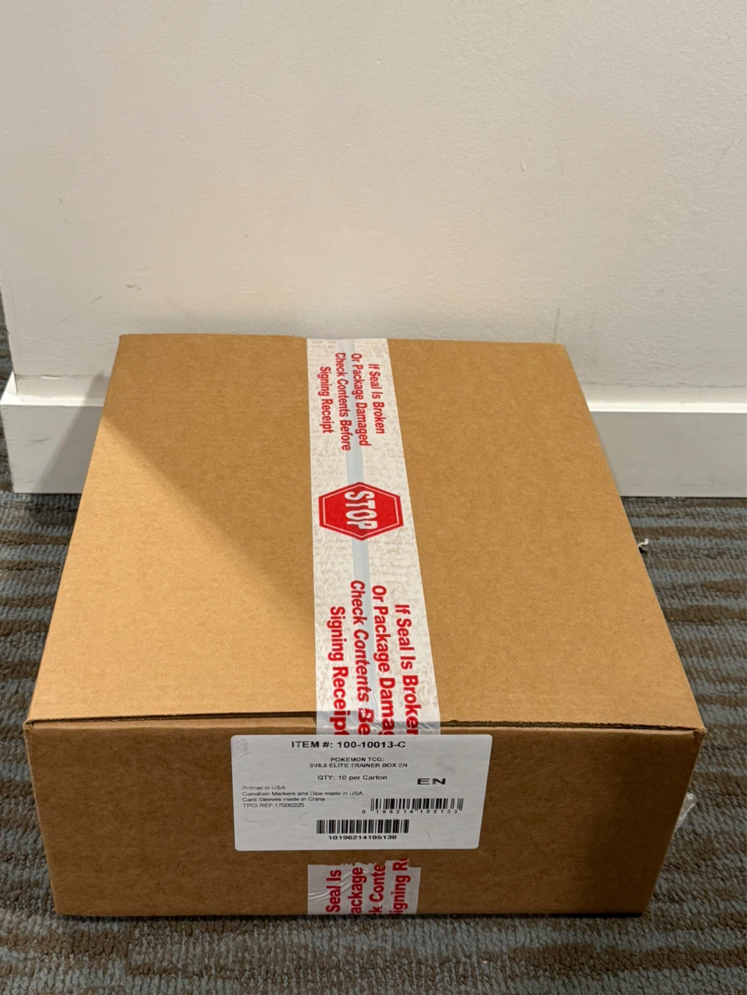 Prismatic evolution elite trainer box sealed case - photo 2