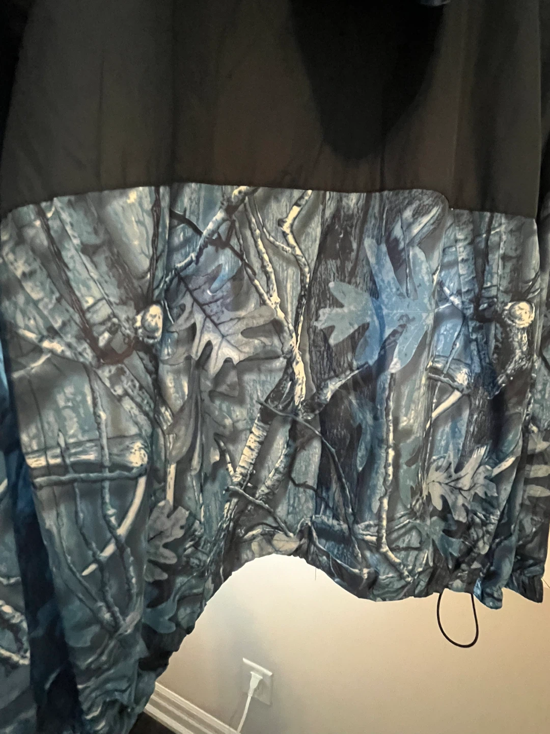 Men’s rain jacket size small but fits loose - photo 3
