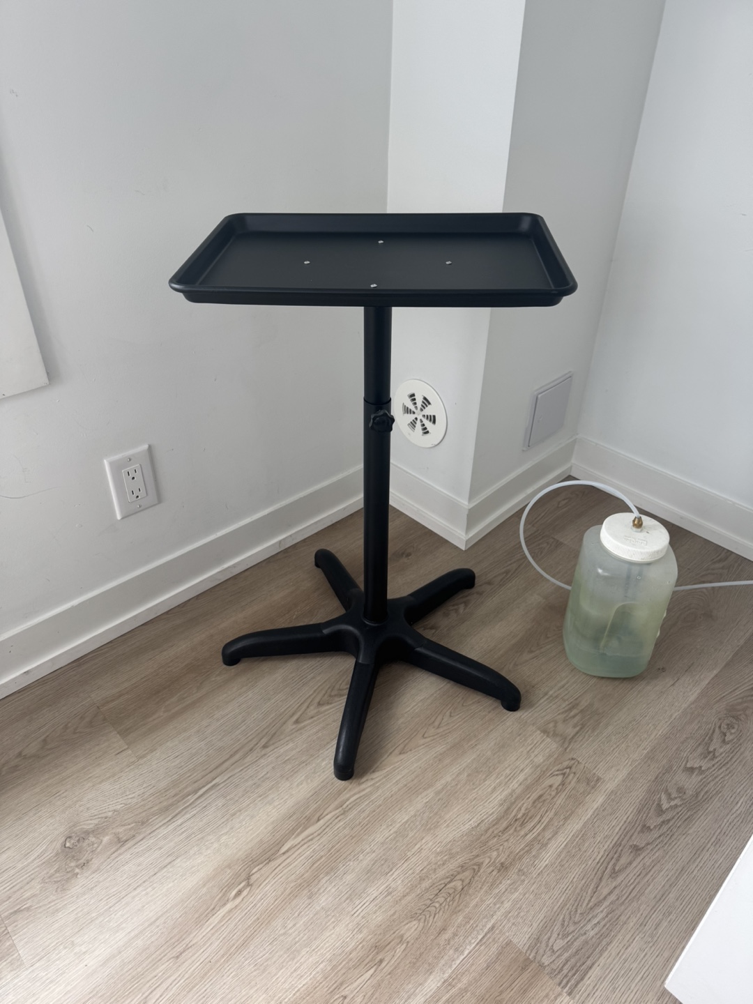 Black Salon Standing Tray