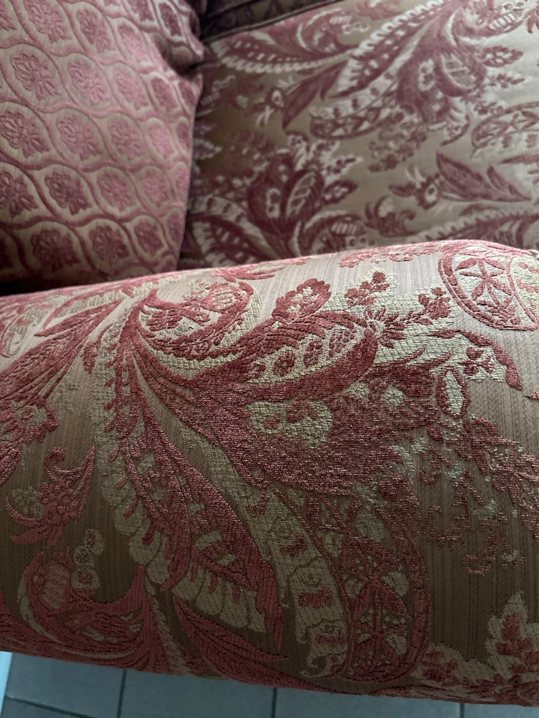 Floral Pattern Loveseat Sofa - photo 3