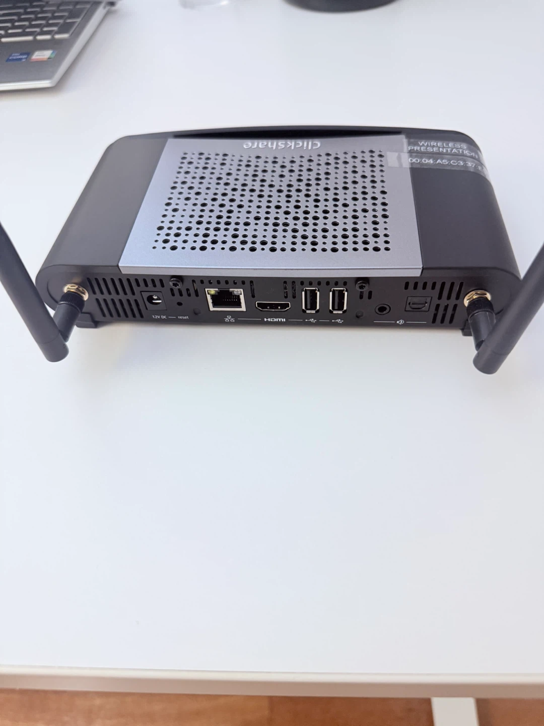 Barco ClickShare Wireless Presentation System - photo 3