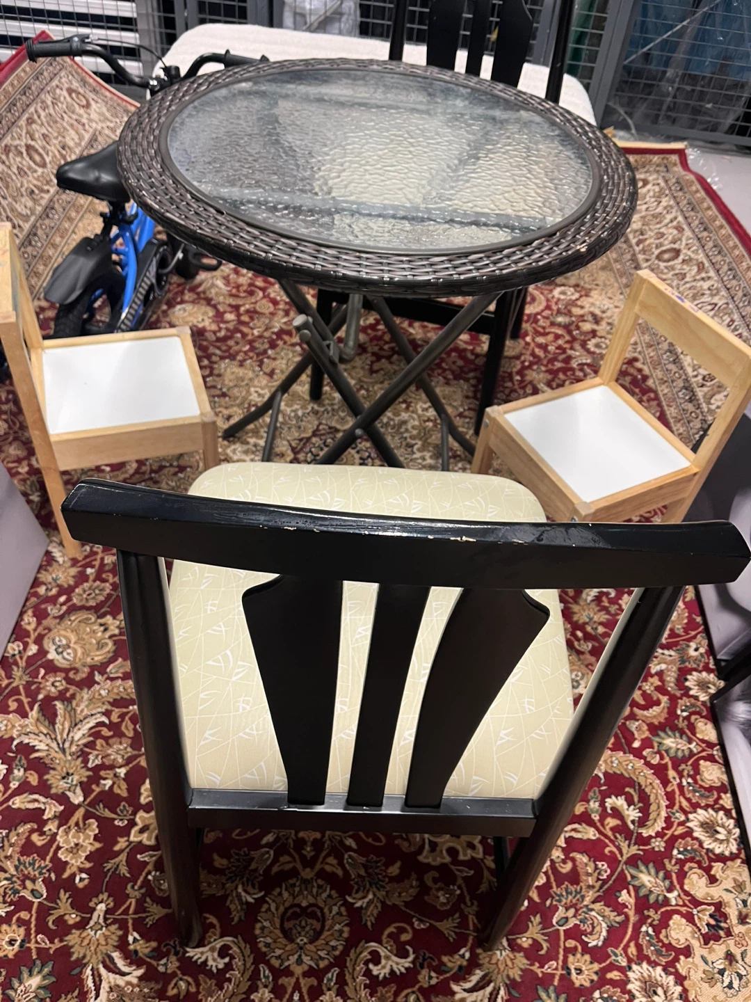 Round Glass Top Bistro Table and Chairs Set - photo 5