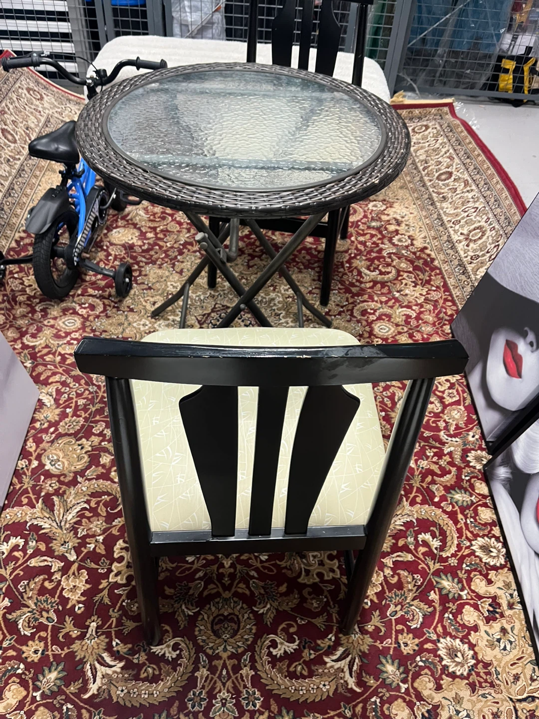 Round Glass Top Bistro Table and Chairs Set - photo 2