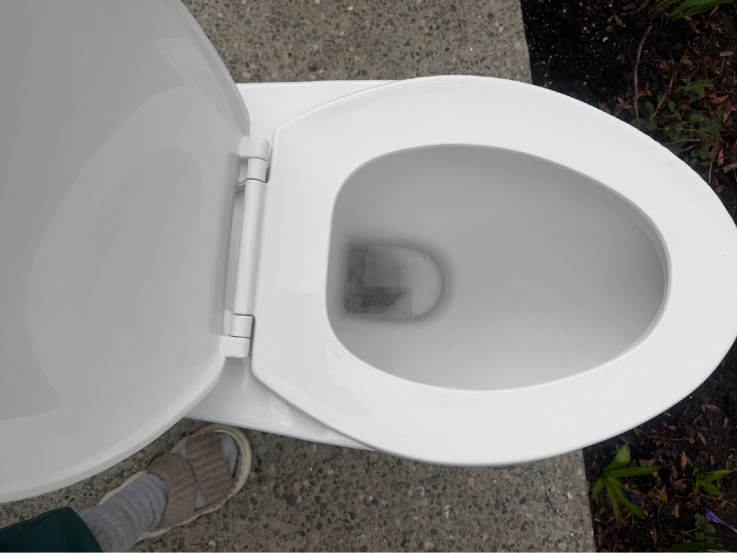 White Toilet Bowl - photo 2
