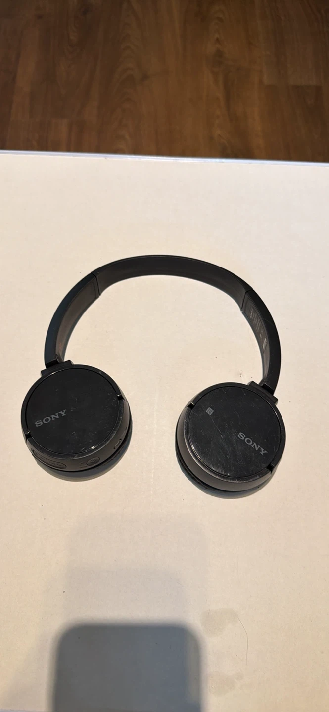 Sony Wireless On-Ear Headphones WH-CH500