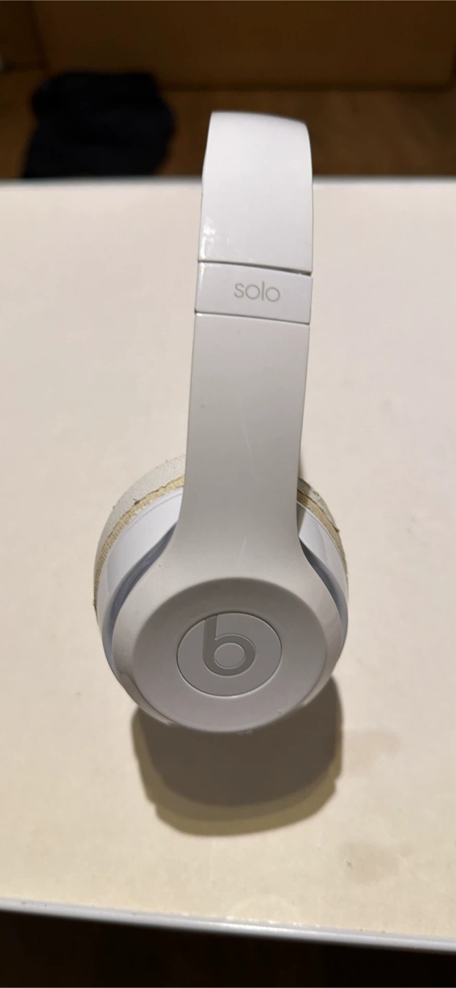 Beats Solo Headphones - photo 2