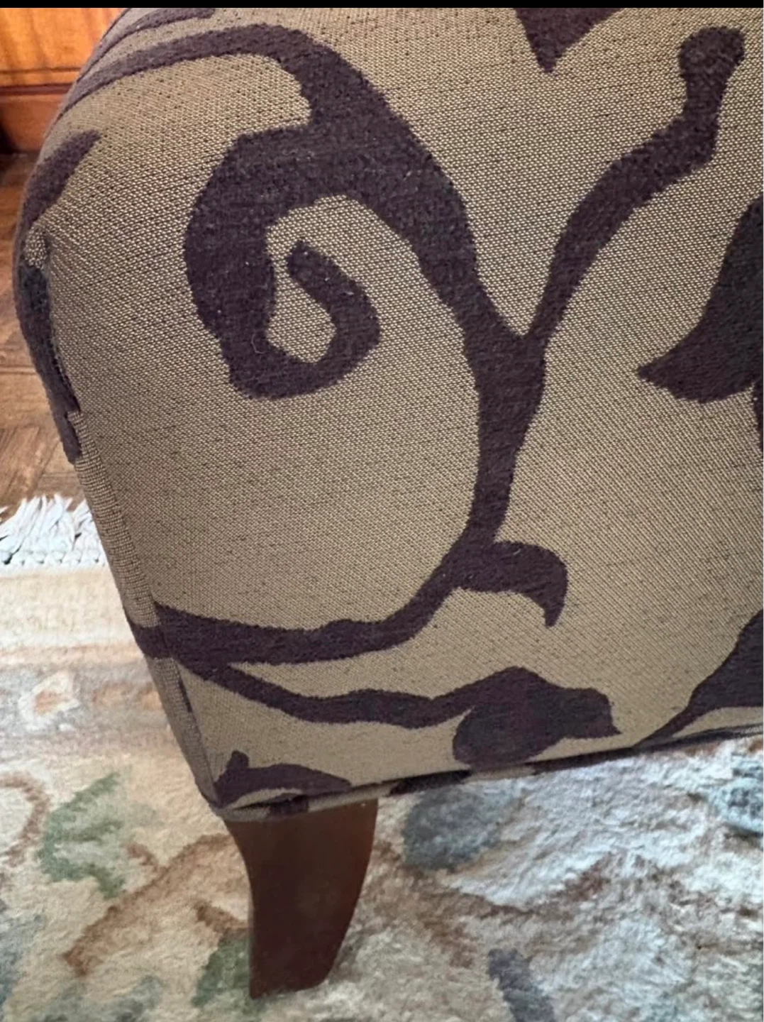 Beautiful Upholstered fireside bench - photo 5