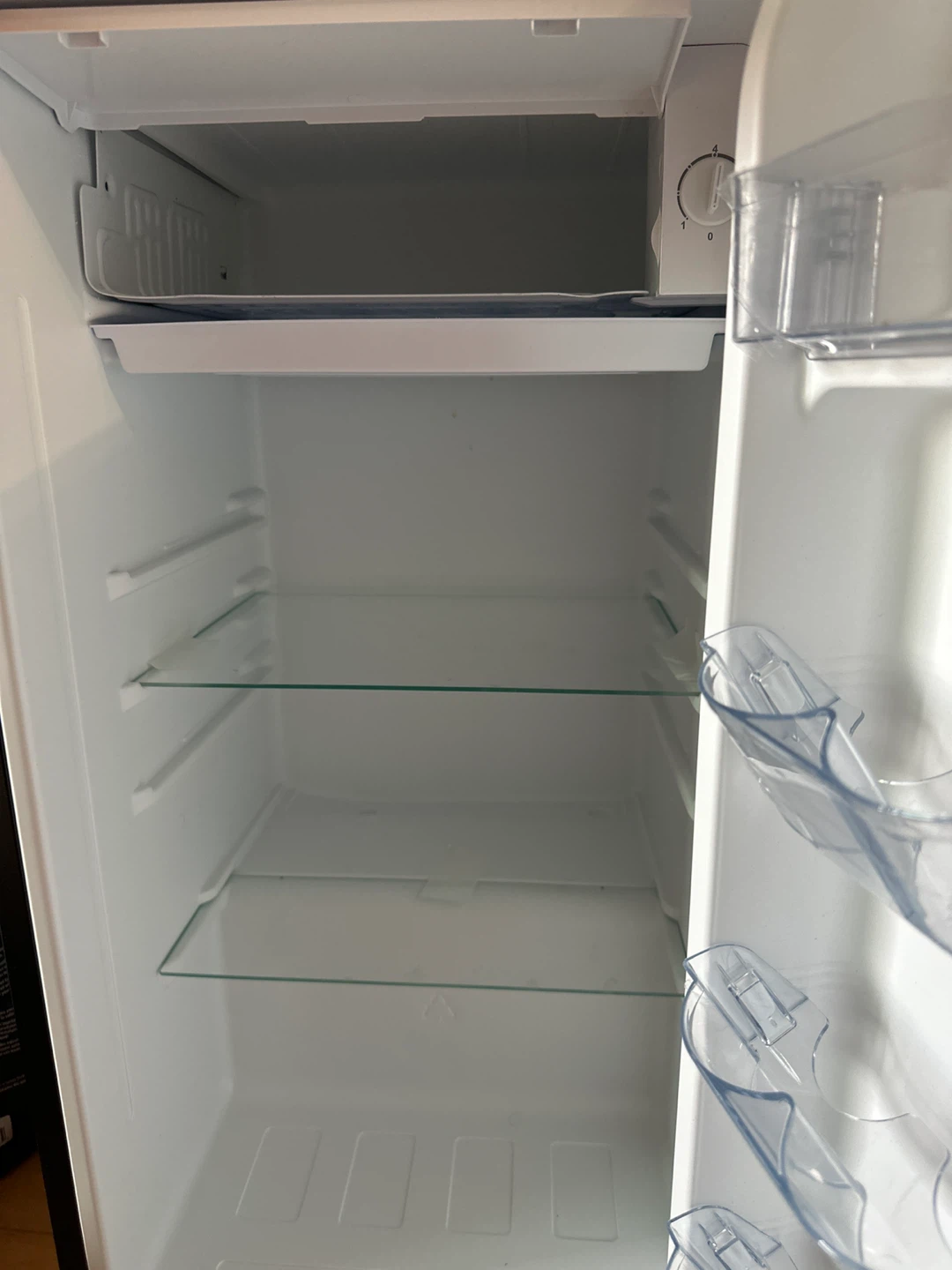 Hamilton Beach Mini Fridge (Refrigerator) with Warranty! - photo 3