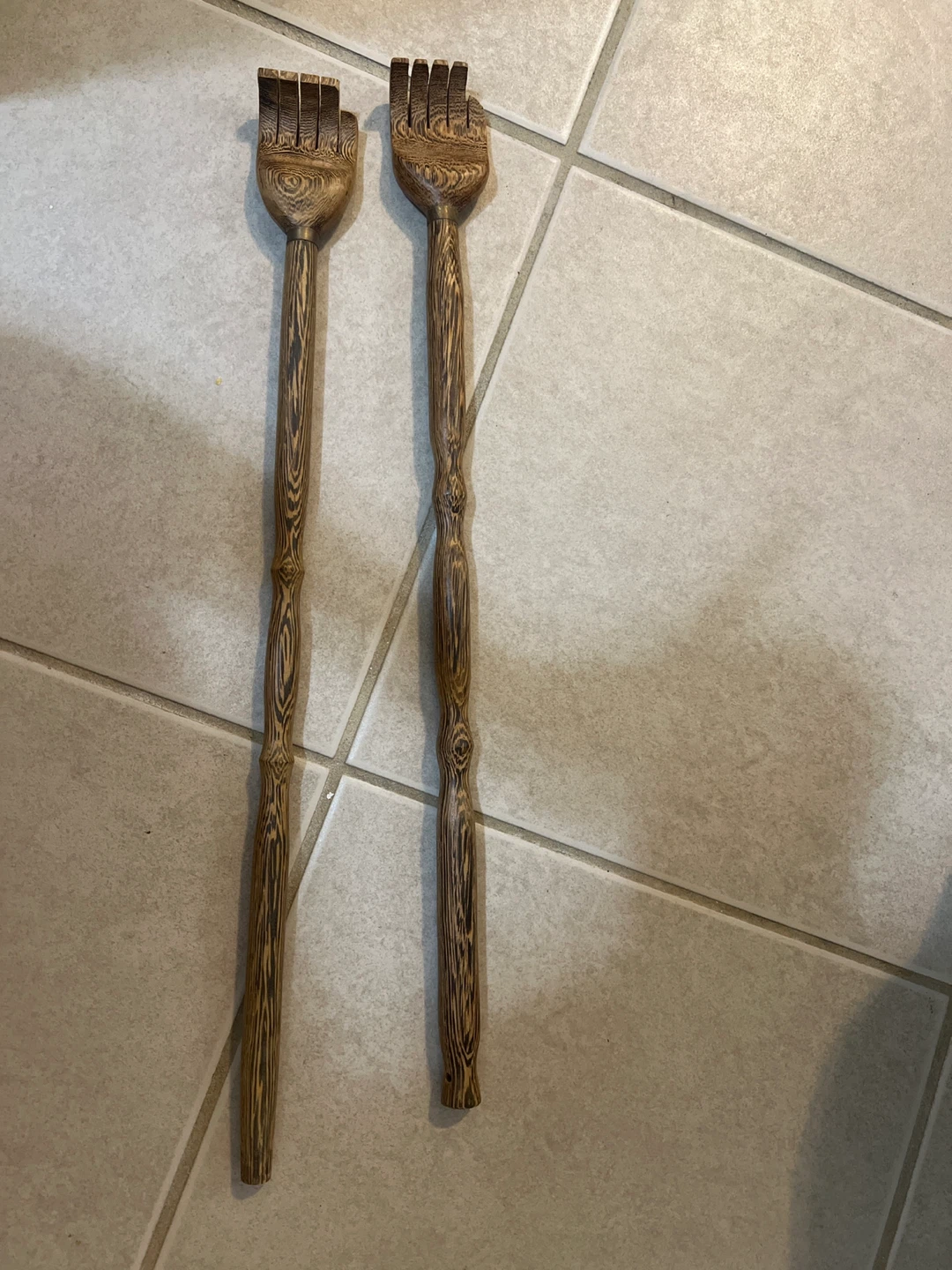 Wooden Hand Back Scratcher - Set of 2