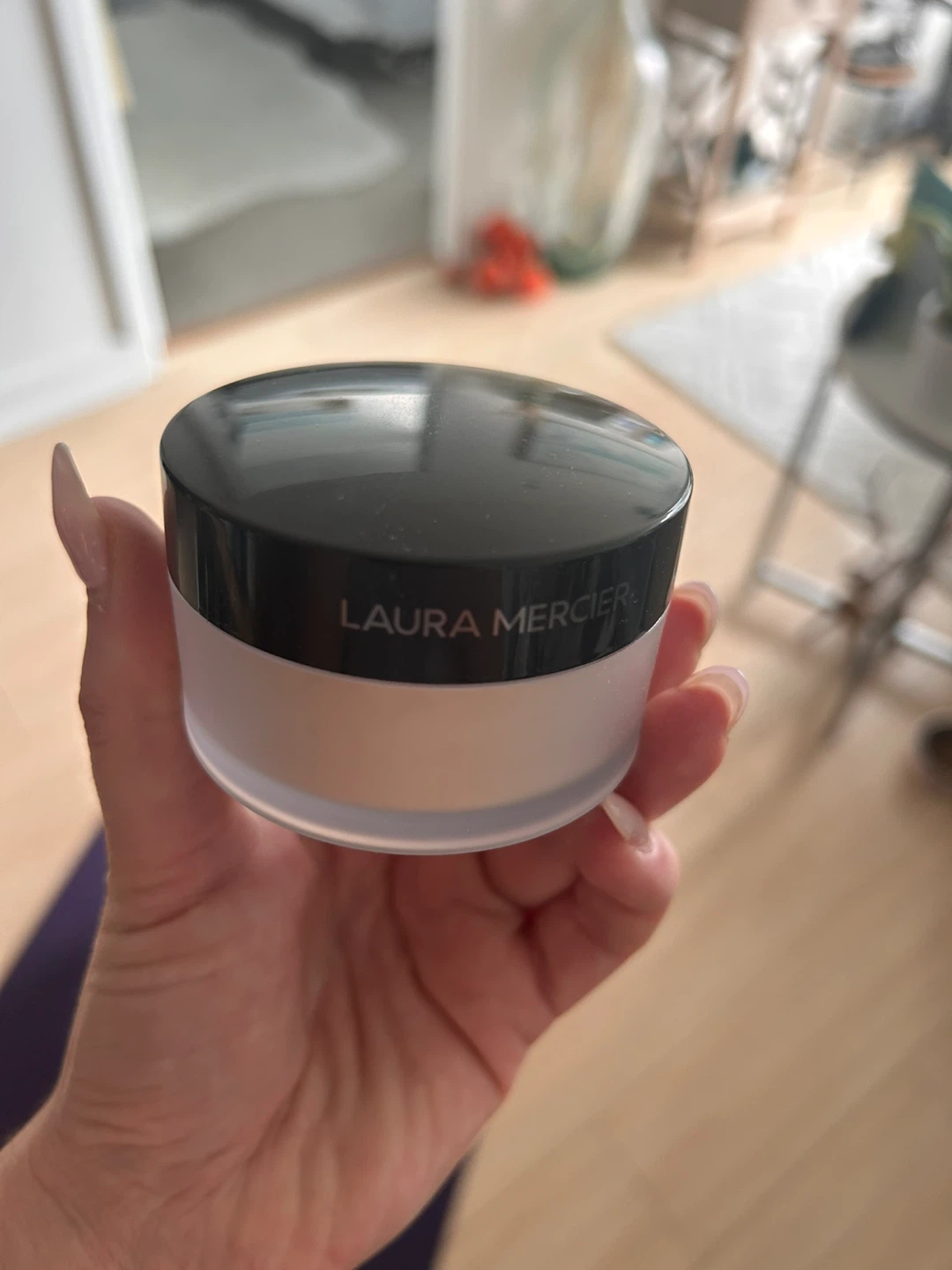Laura Mercier Translucent Loose Setting Powder