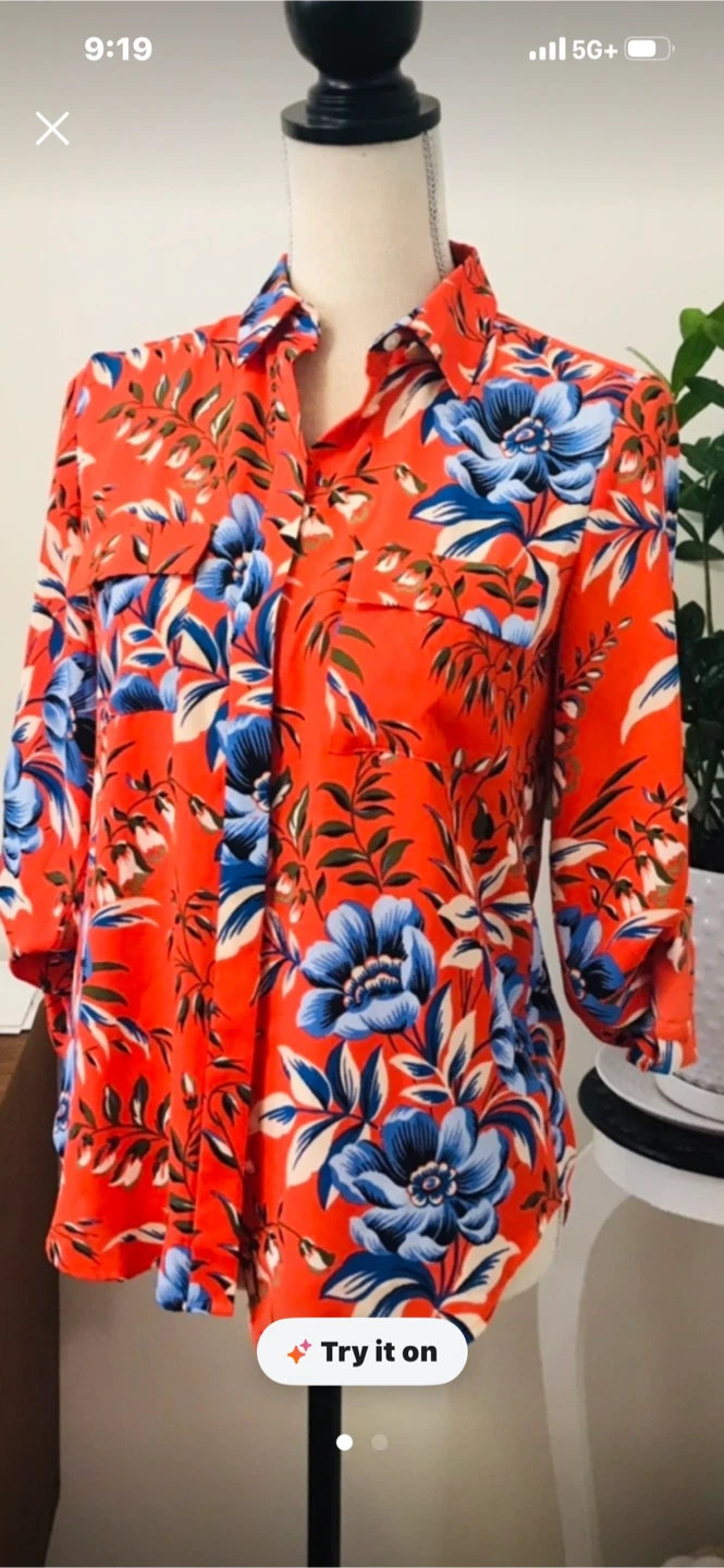Loft Floral Button-Up Shirt XS