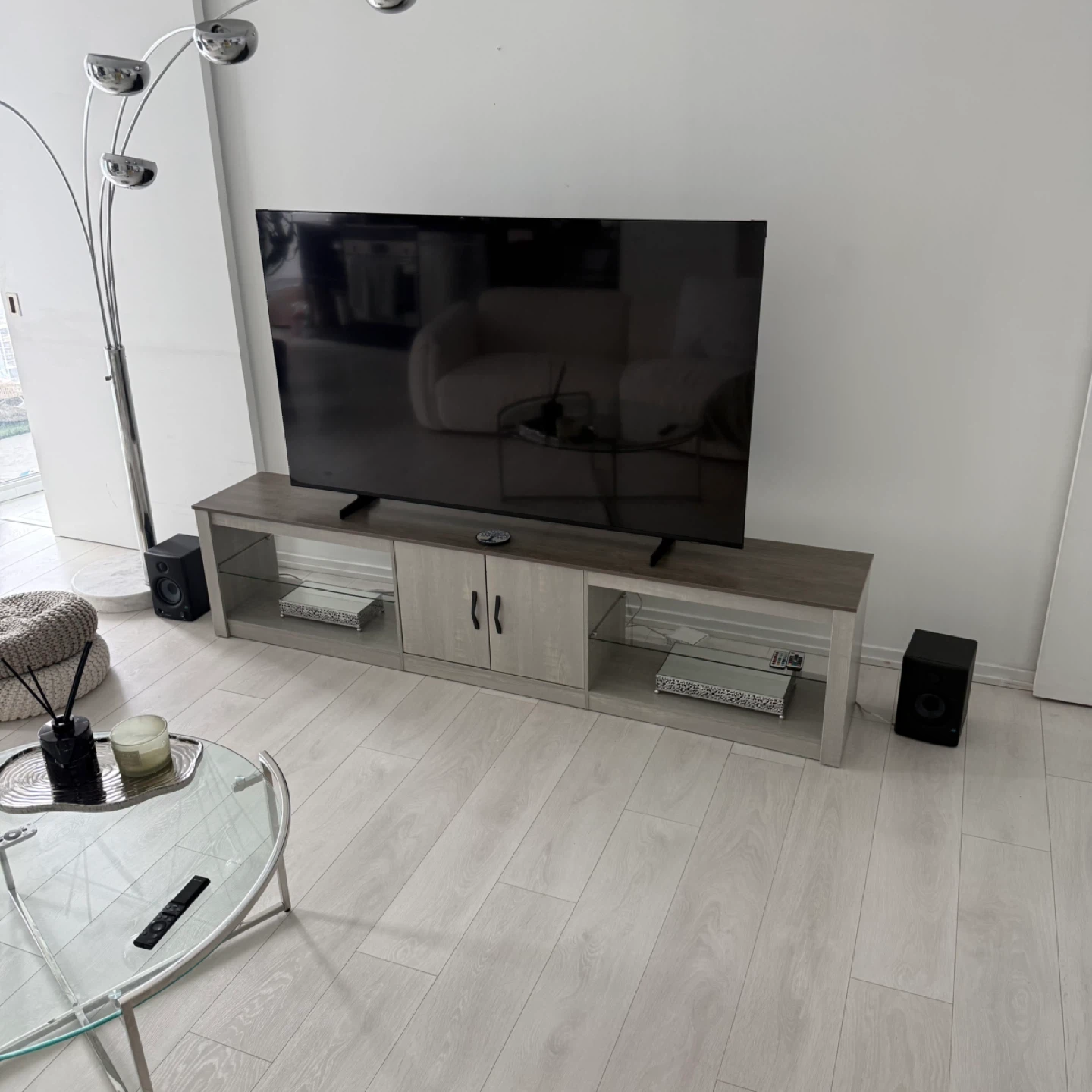🔥 Brand New 80” TV Stand w/ LED Lights – Fits up to 85” TVs