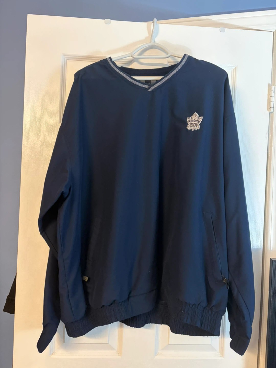Nike Toronto Maple Leafs Pullover Windbreaker