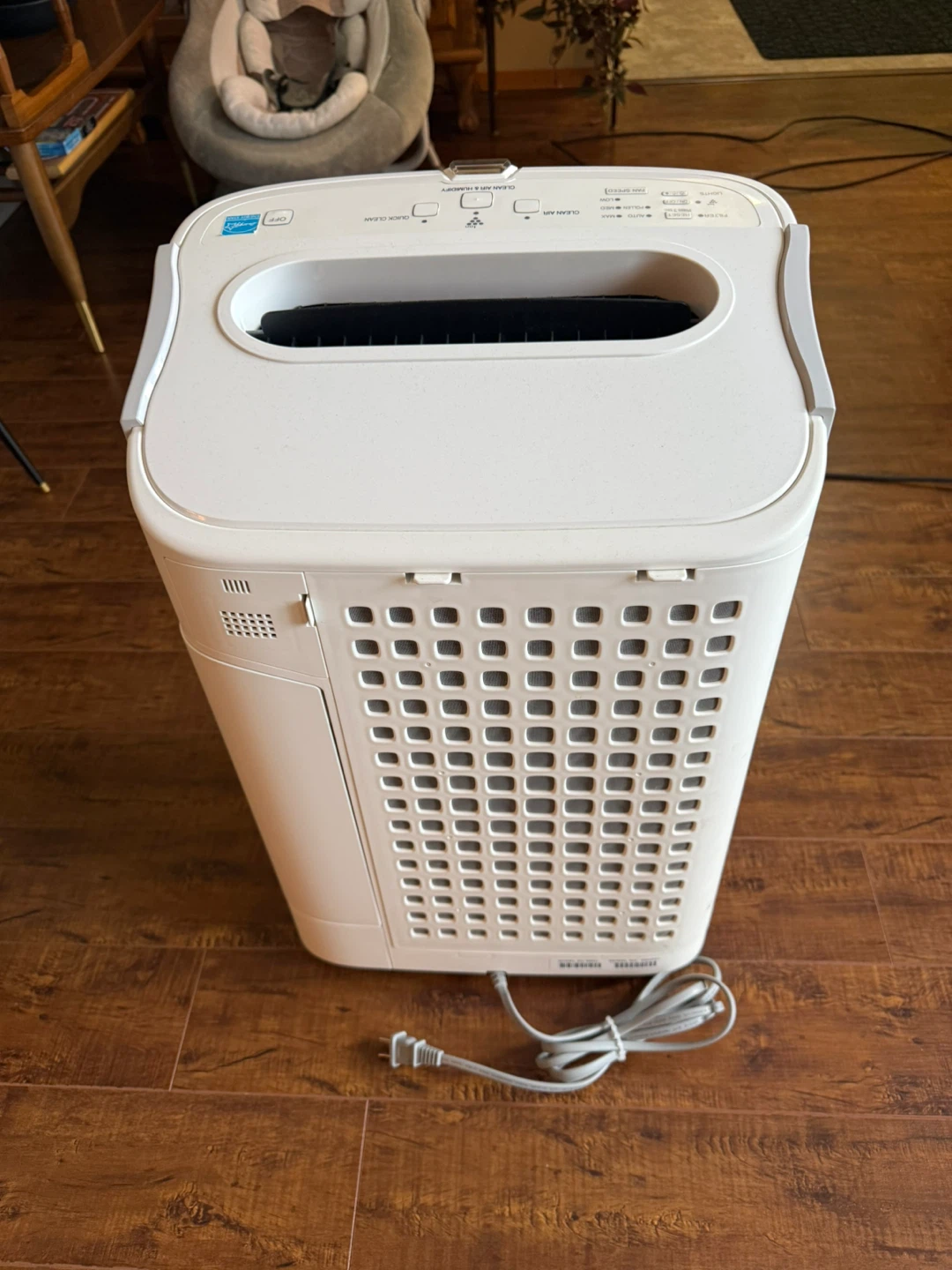 Sharp Air Purifier Plasmacluster Model FZ-C100HFU - photo 3
