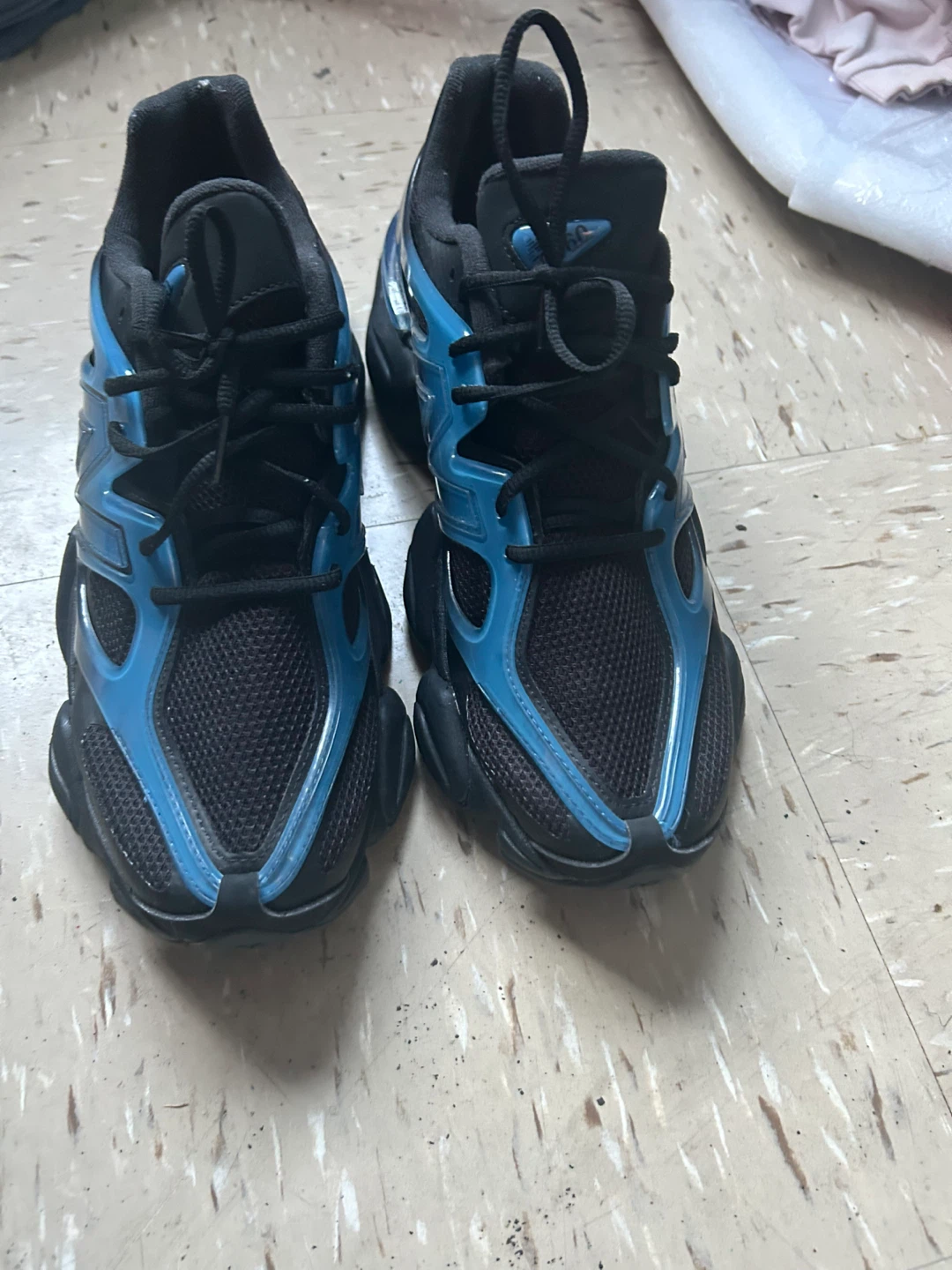 New Balance Men's Shoes Black Blue Sneakers - photo 3