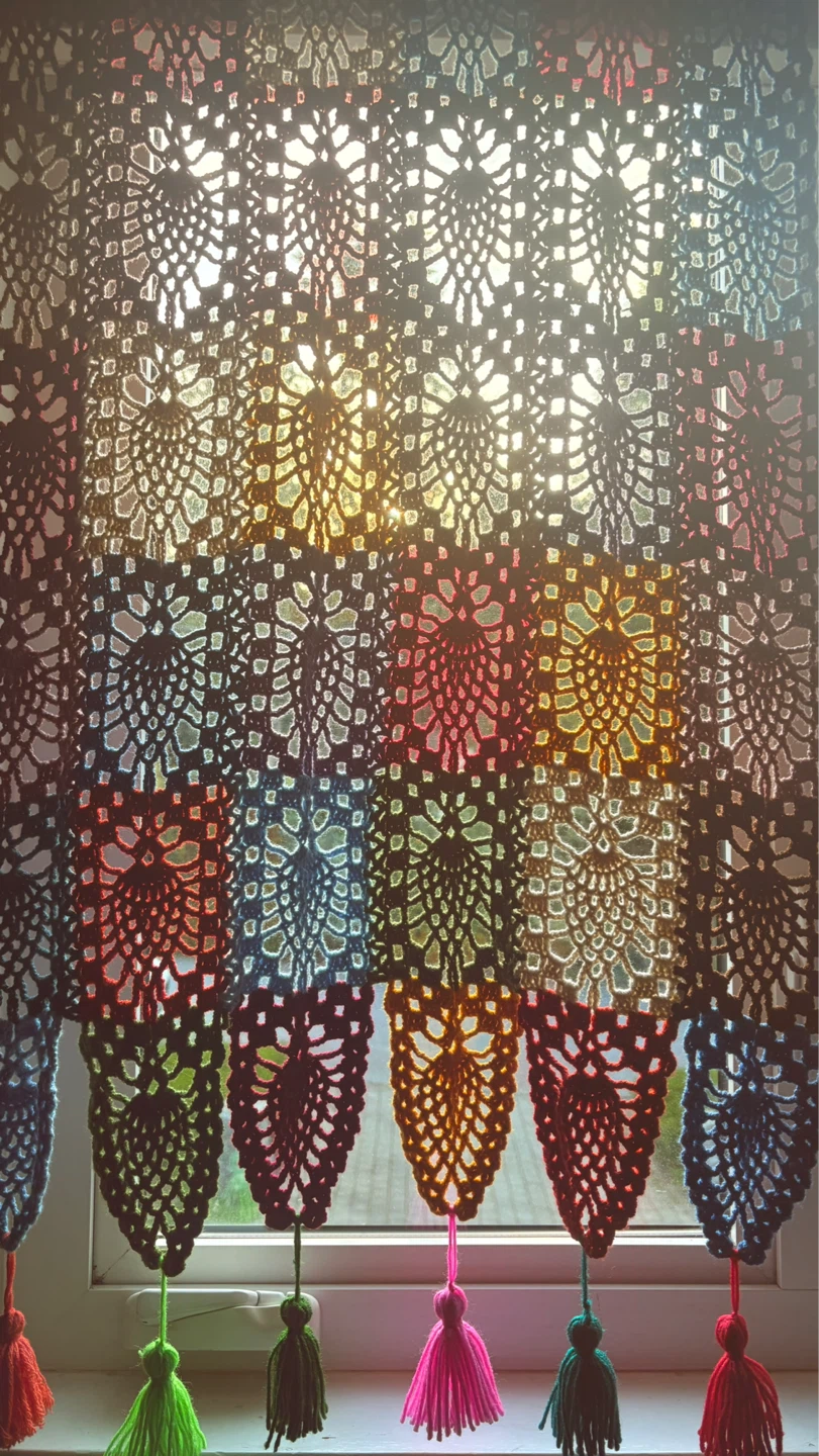 Handmade Crochet Valance with Tassels - photo 3