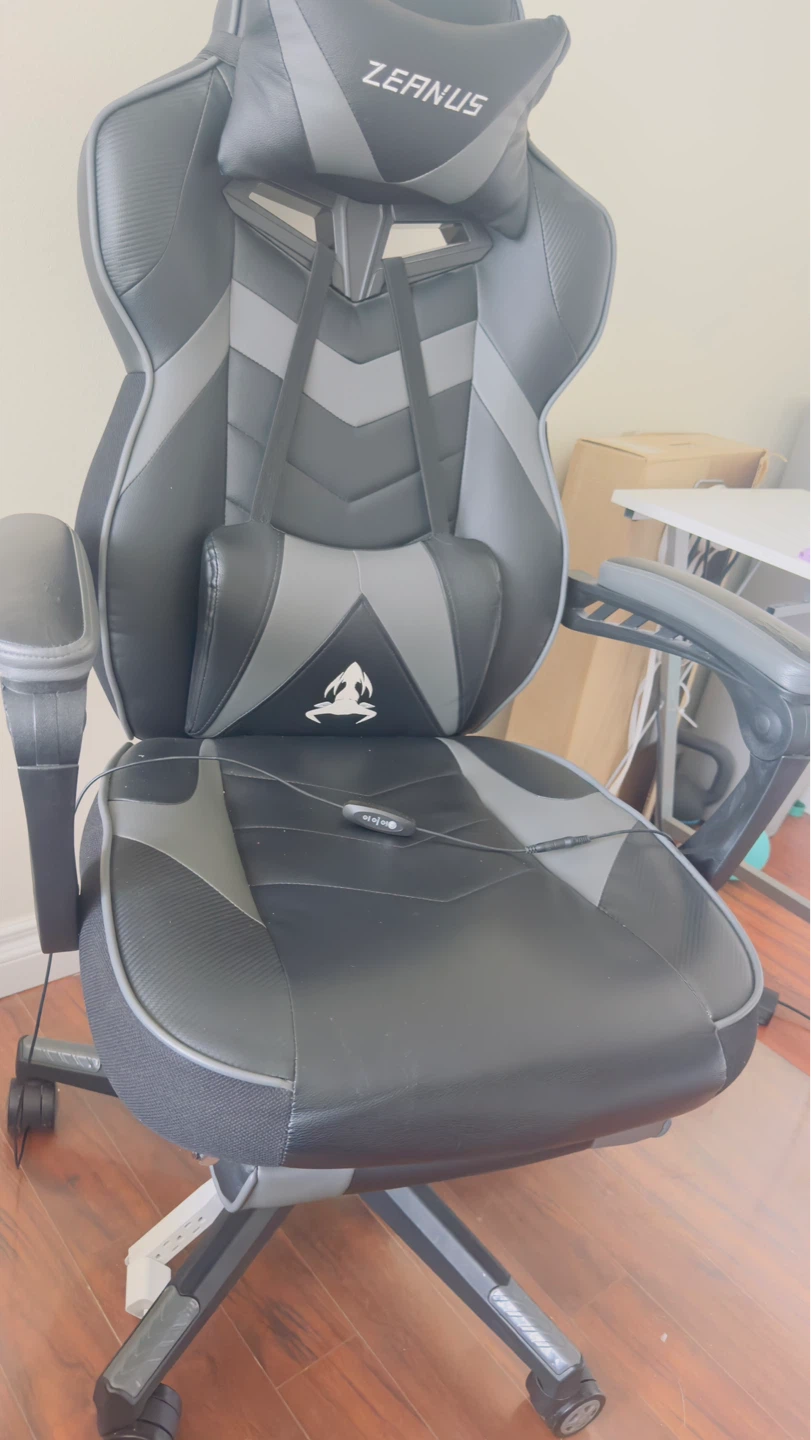 Office Desk and gaming chair - photo 5