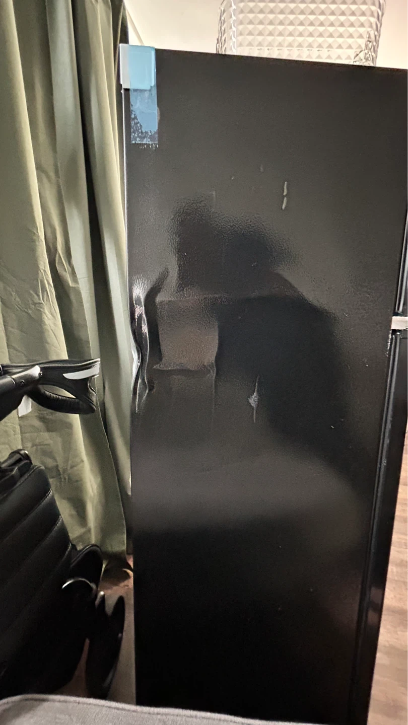 Frigidaire 7.5CUFT Black Compact Refrigerator - photo 3