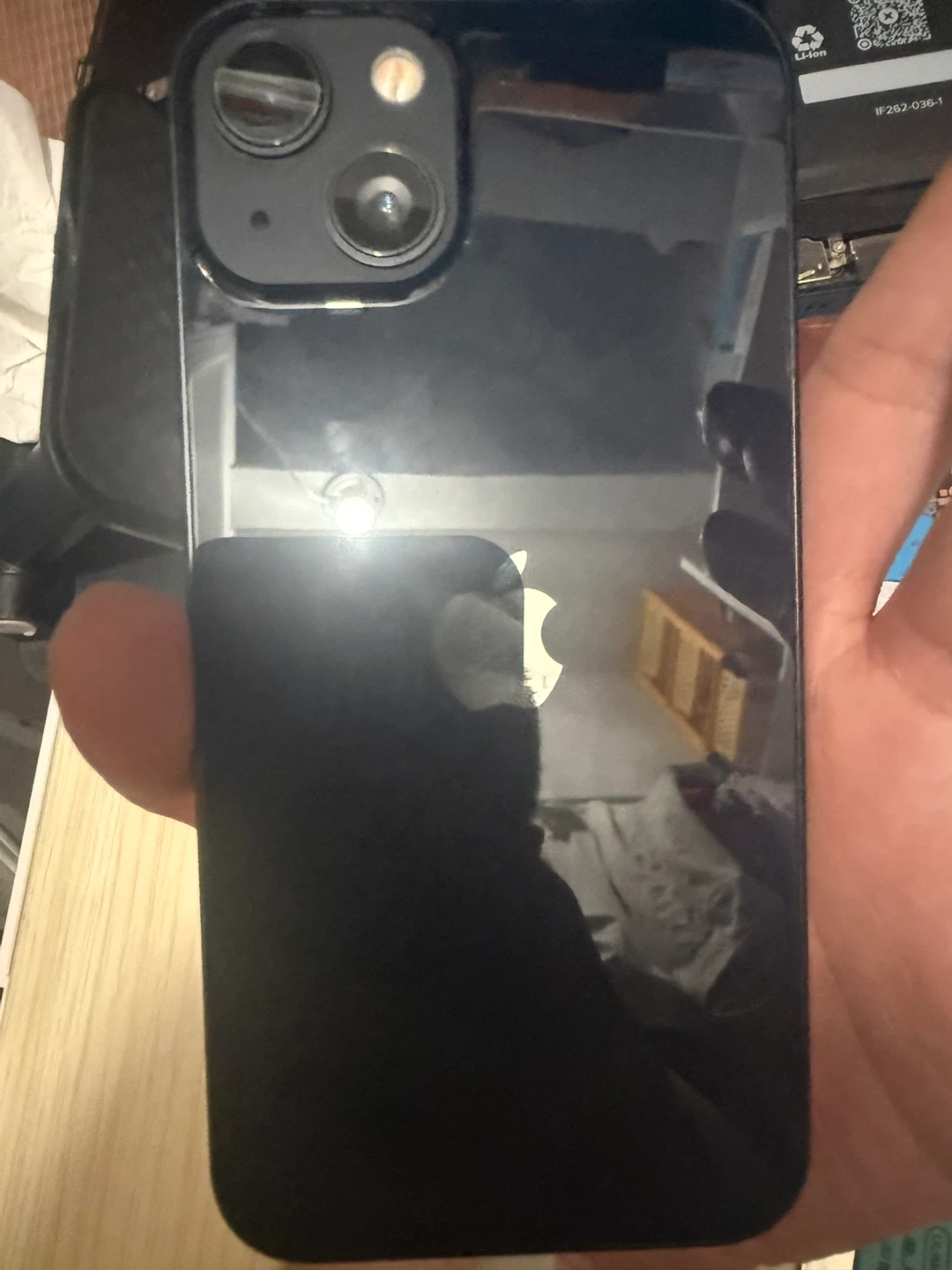 tmobile iPhone 13 128gb midnight - photo 2