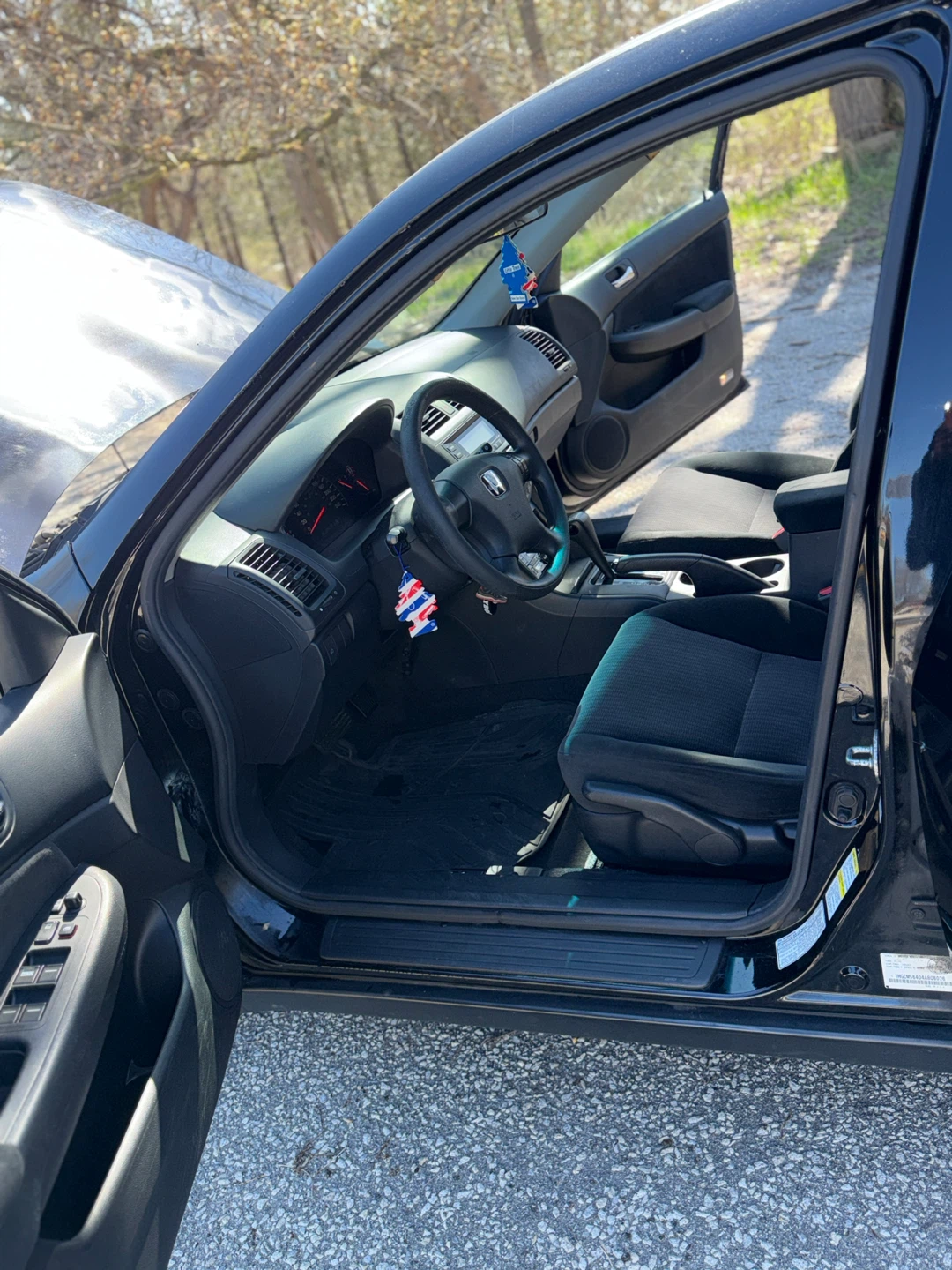 Black 2004 Honda Accord limited Sedan - photo 3