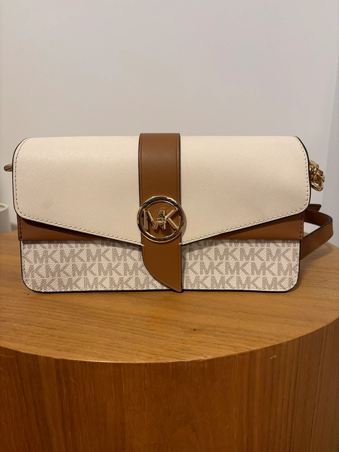 Michael Kors Chain Shoulder Bag