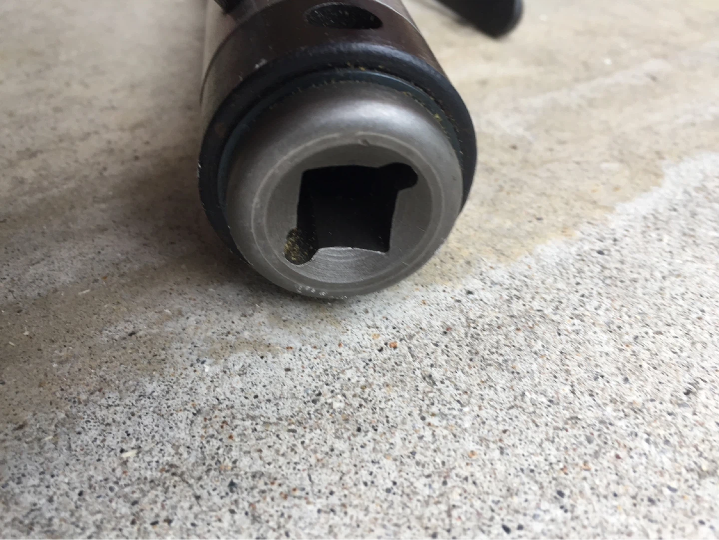 INGERSOLL RAND AIR CHISEL SCALER - photo 2