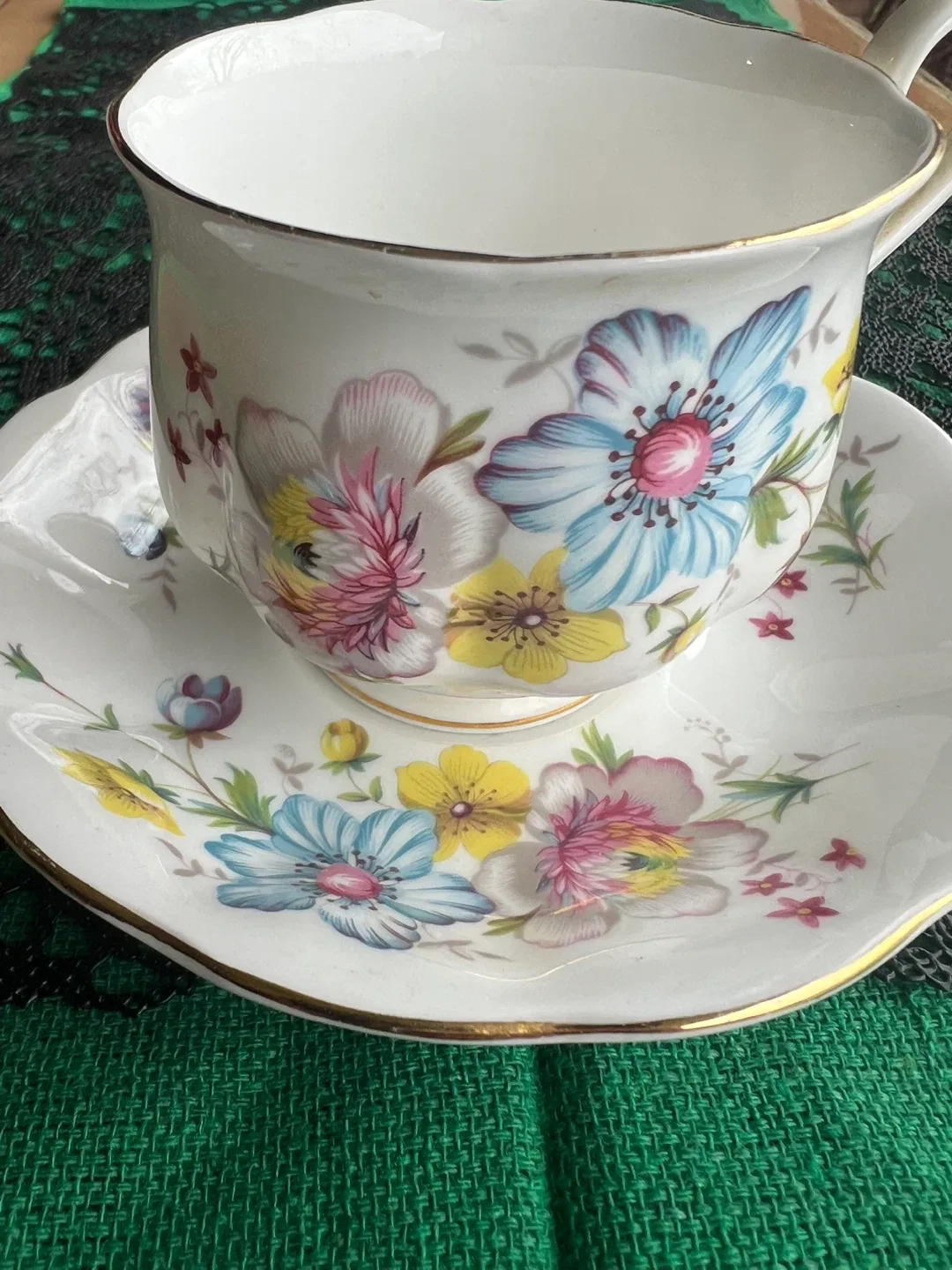 Royal Albert Bone China Tea Cup and Saucer Set
