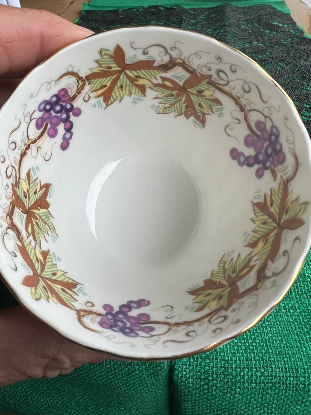 Aynsley Bone China Teacup Set -  Grapevine Pattern - photo 2