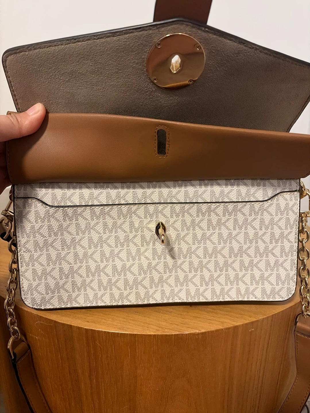 Michael Kors Chain Shoulder Bag - photo 4