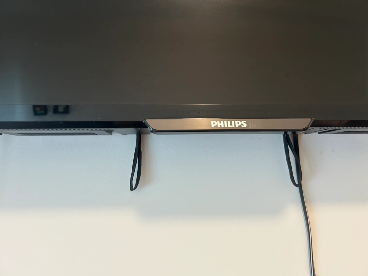 Philips LED TV - photo 3