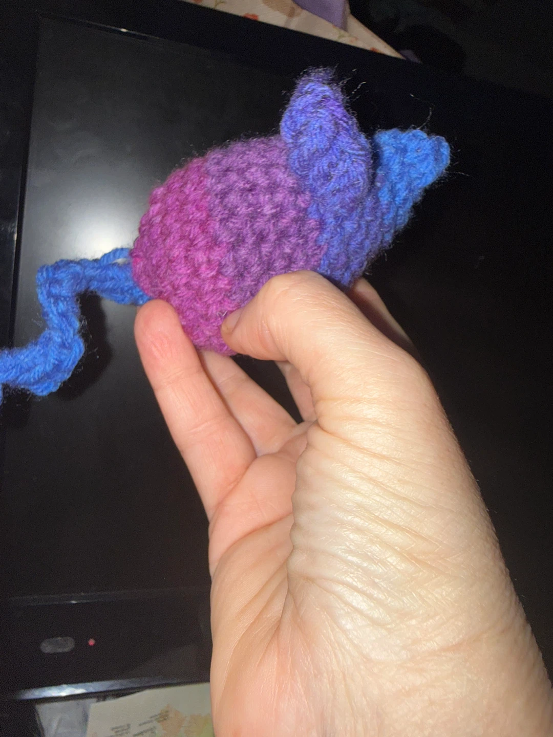Hand-crocheted cat toys - mice, fish, flowers, octopi - photo 4