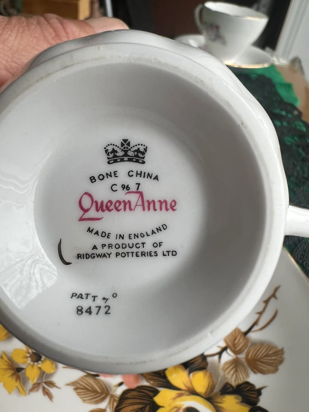 Queen Anne Bone China Teacup and Saucer Set - photo 3