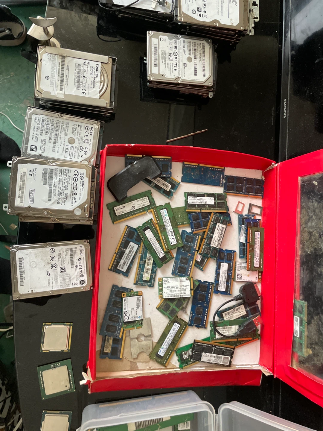 Assorted Computer Components - RAM, Hard Drives, CPUs - photo 3