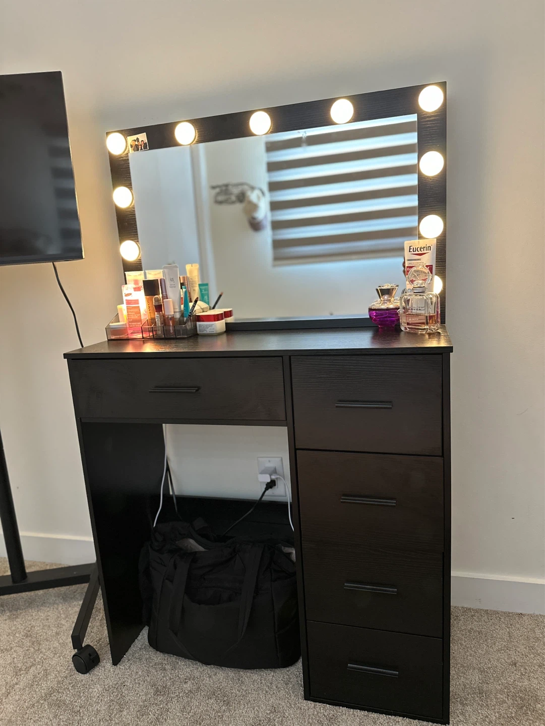 Black Vanity Desk with Lighted Mirror - photo 2