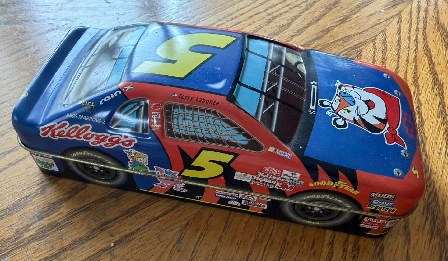 Assorted Nascar Car Tin Boxes - photo 2