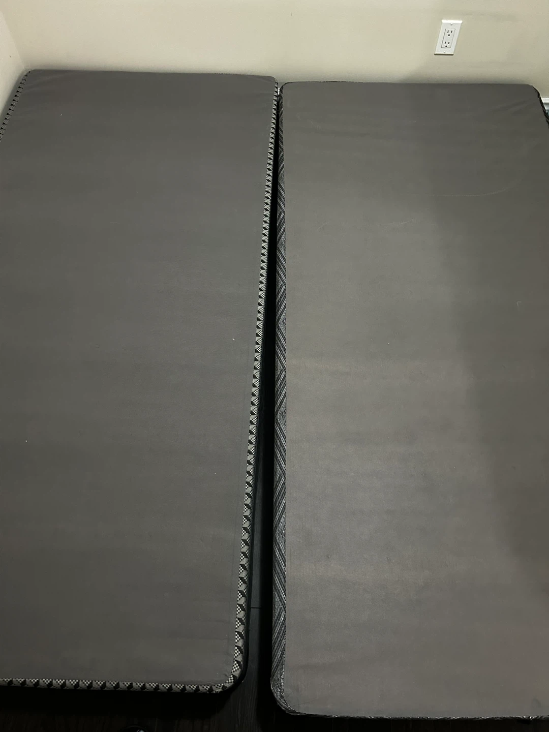 Set of 2 a complete king size Box Springs