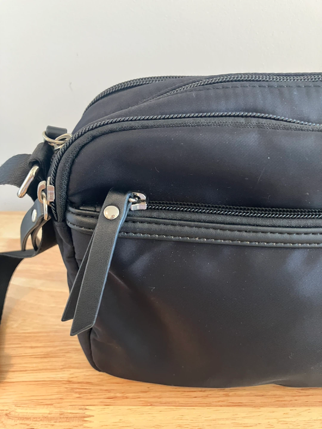 Roots Black Crossbody Bag - photo 5