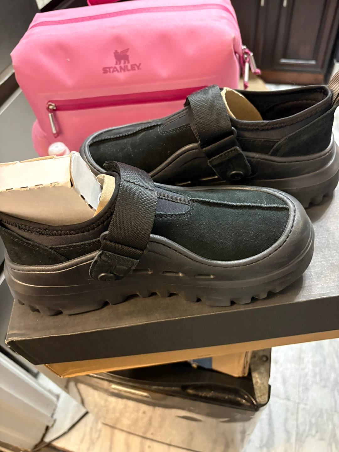 Black Uggs Mellow Clogs Men’s - photo 2