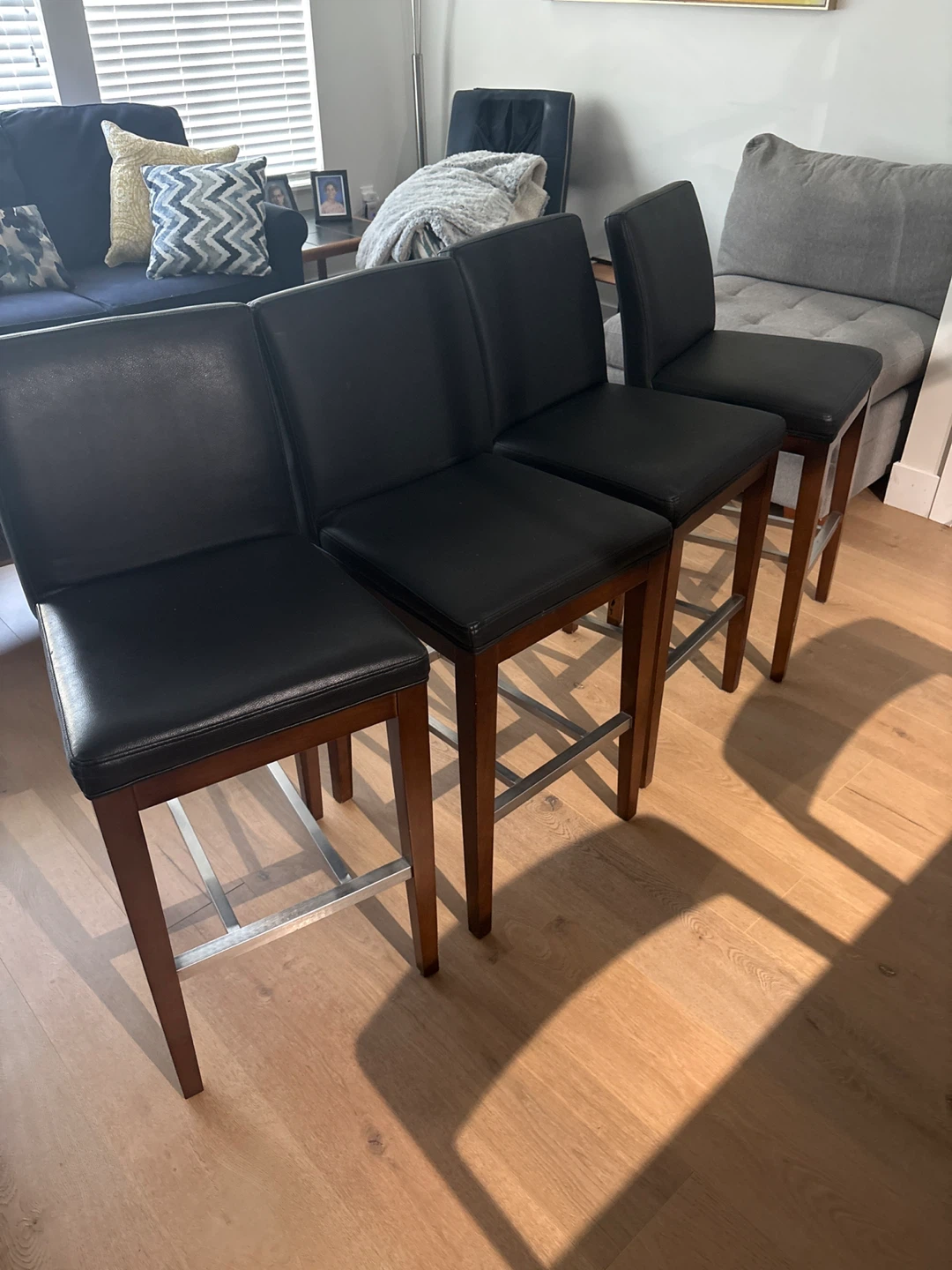 Set of 4 Black Faux Leather Bar Stools