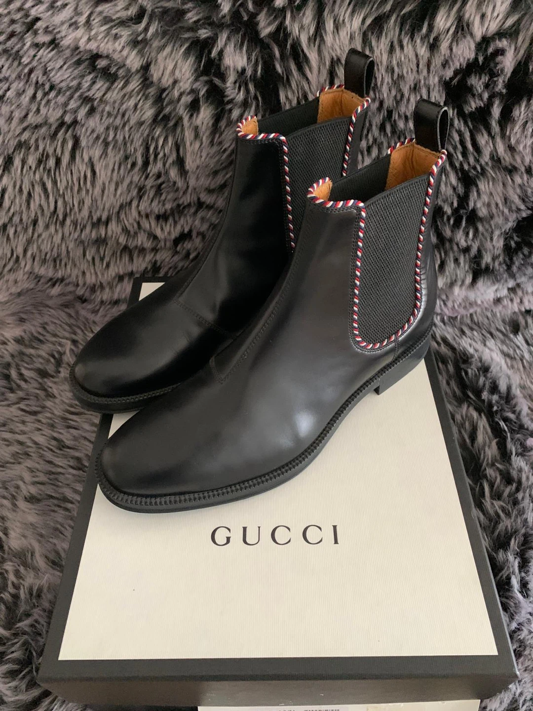 Gucci Black Leather Chelsea Boots. Size 11 US