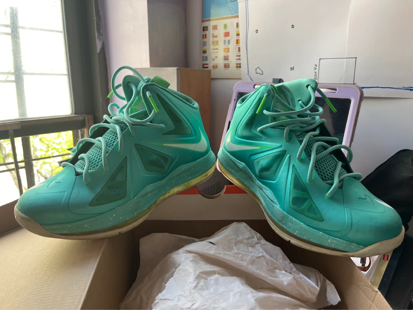 Nike LeBron X GS "Mint" Basketball Shoes Size 6.5Y - photo 2
