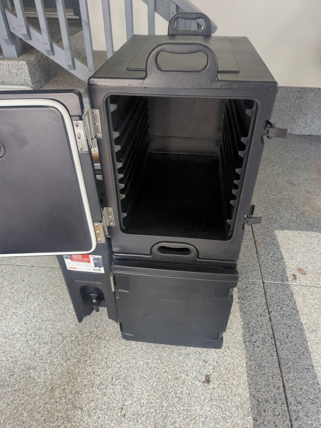 Cambro Food Service Insulated Food Pan Carrier - photo 2