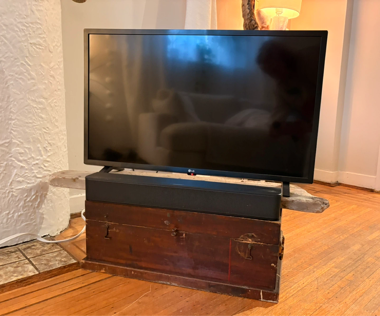 LG 32" Flat Screen TV