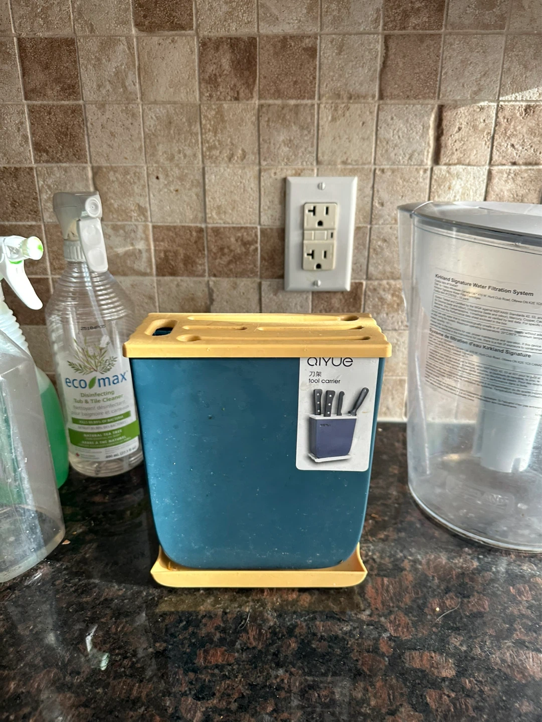 Knife holder
