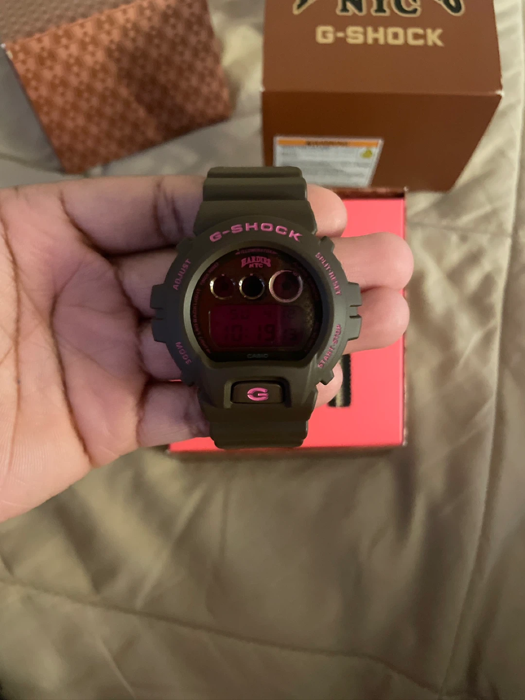 Casio G-Shock Hardies NYC DW-6900 Watch - photo 4